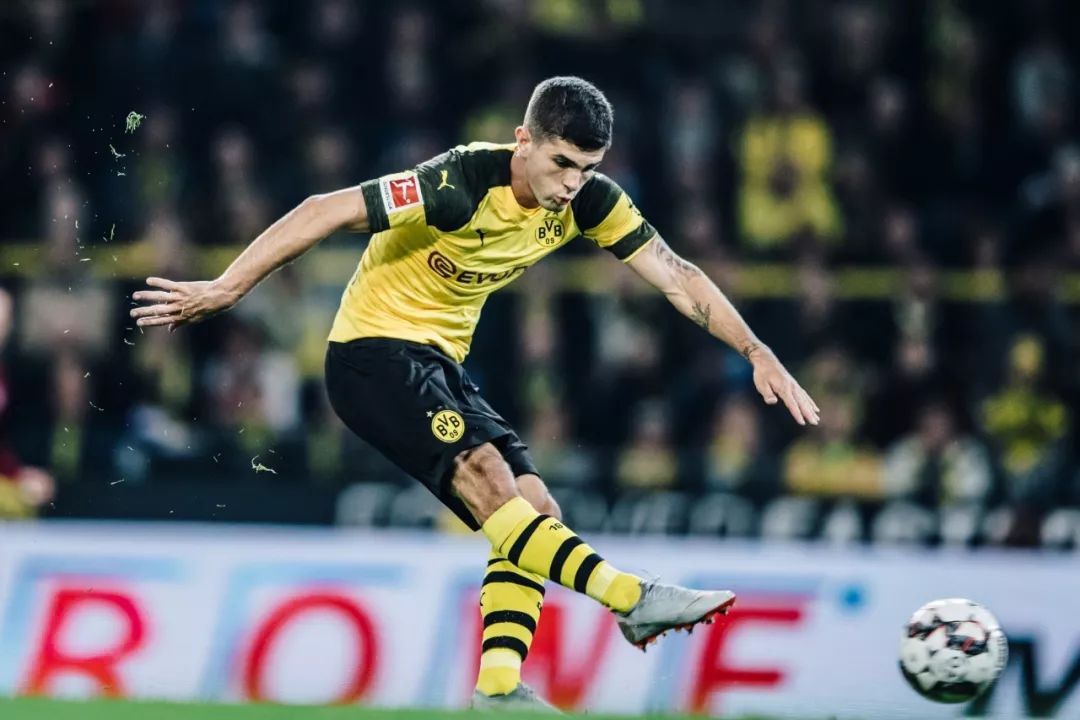 乐鱼体育官网-今晨突围战来临，多特蒙德围绕欧篮联回应争议，管理层满意，纪律约束更严格(多特蒙德vs皇马2024年最新消息预测)