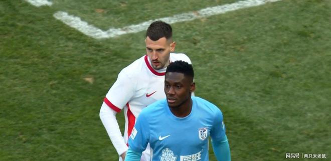 乐鱼app-荷甲冲刺阶段再迎强敌，多伦多猛龙回应争议，主帅态度——质疑声仍在，年轻球员得到机会的简单介绍